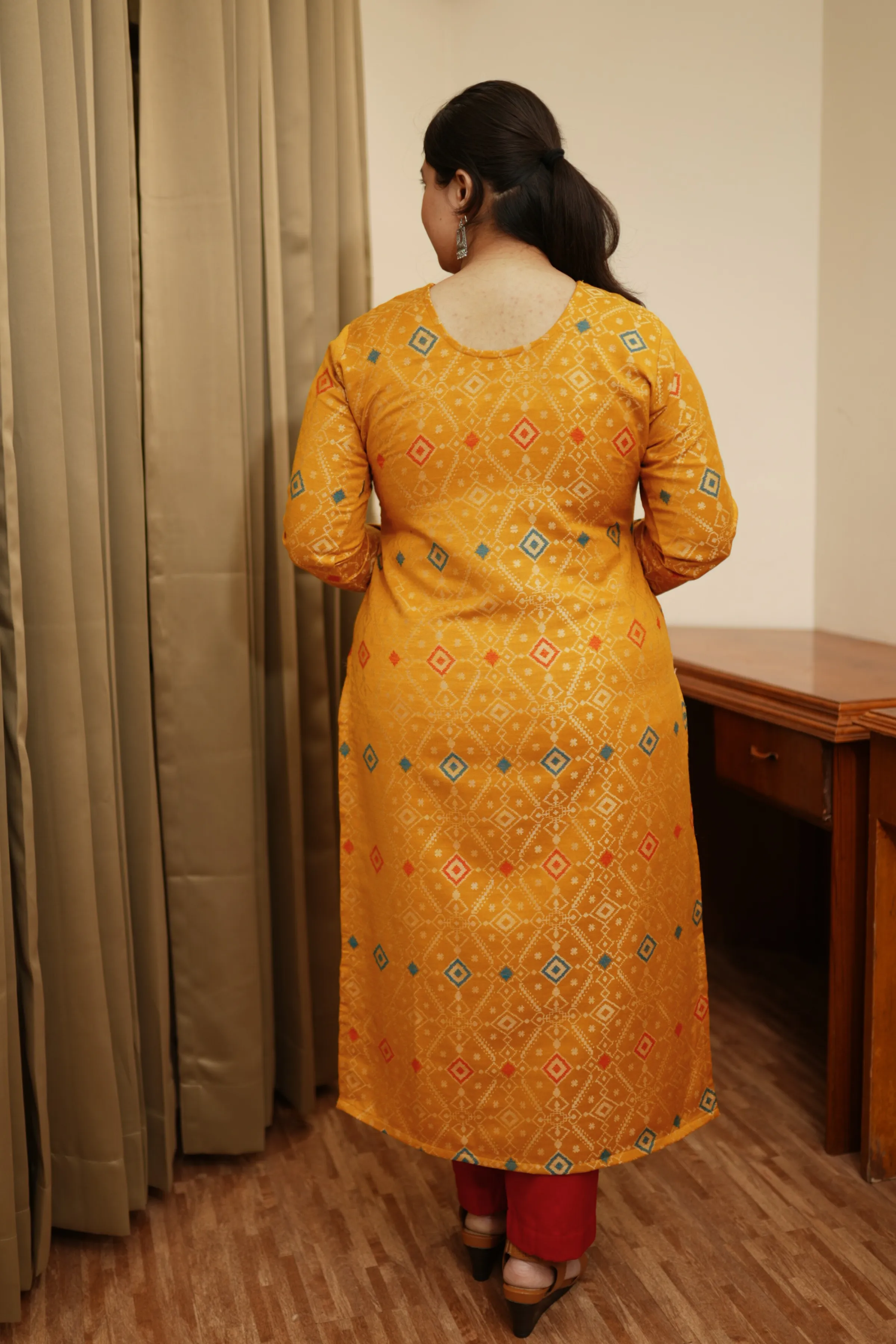 Amber Magic Woven Pashmina Kurta