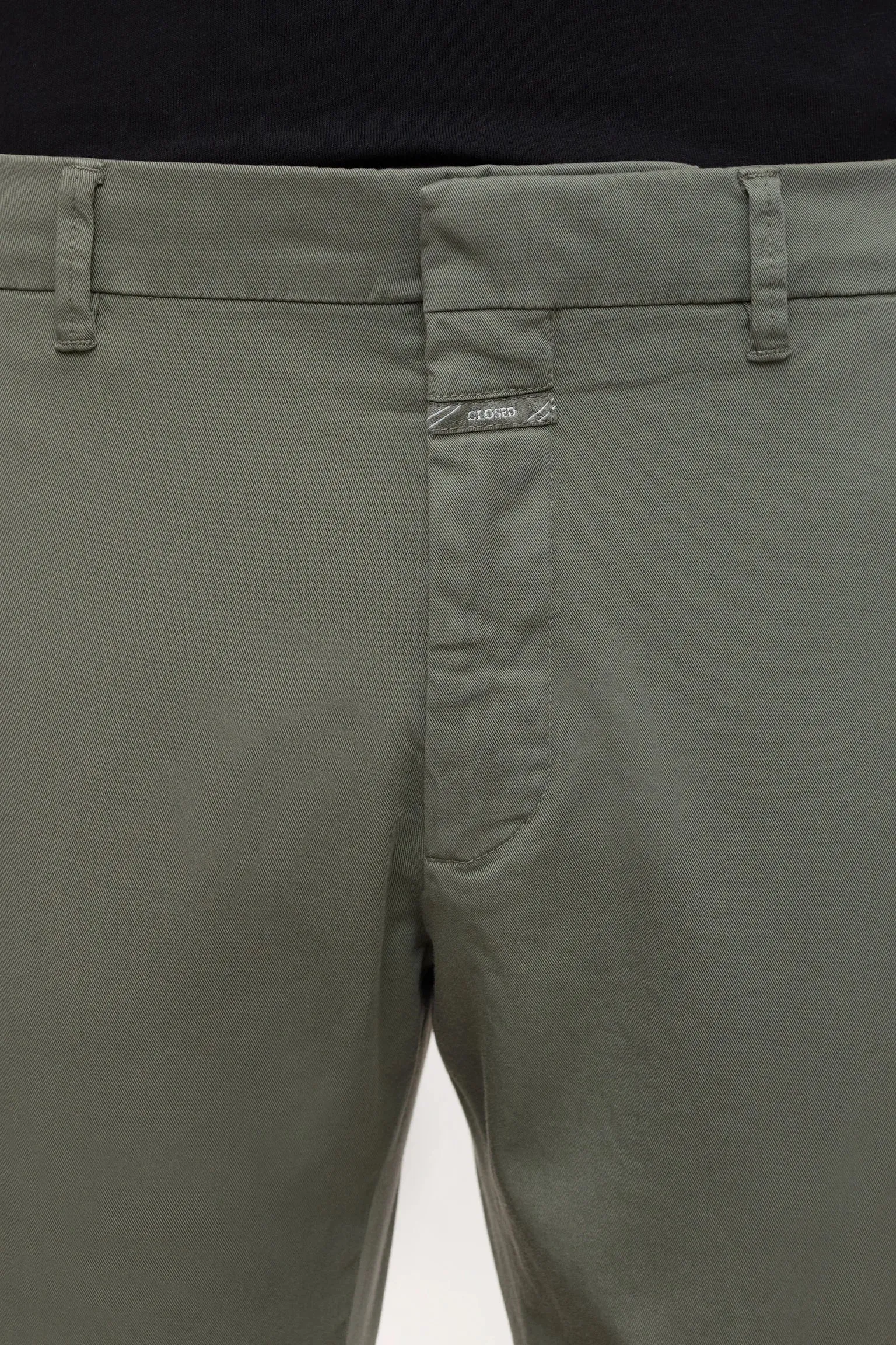 Closed Clifton True  - Olive Green