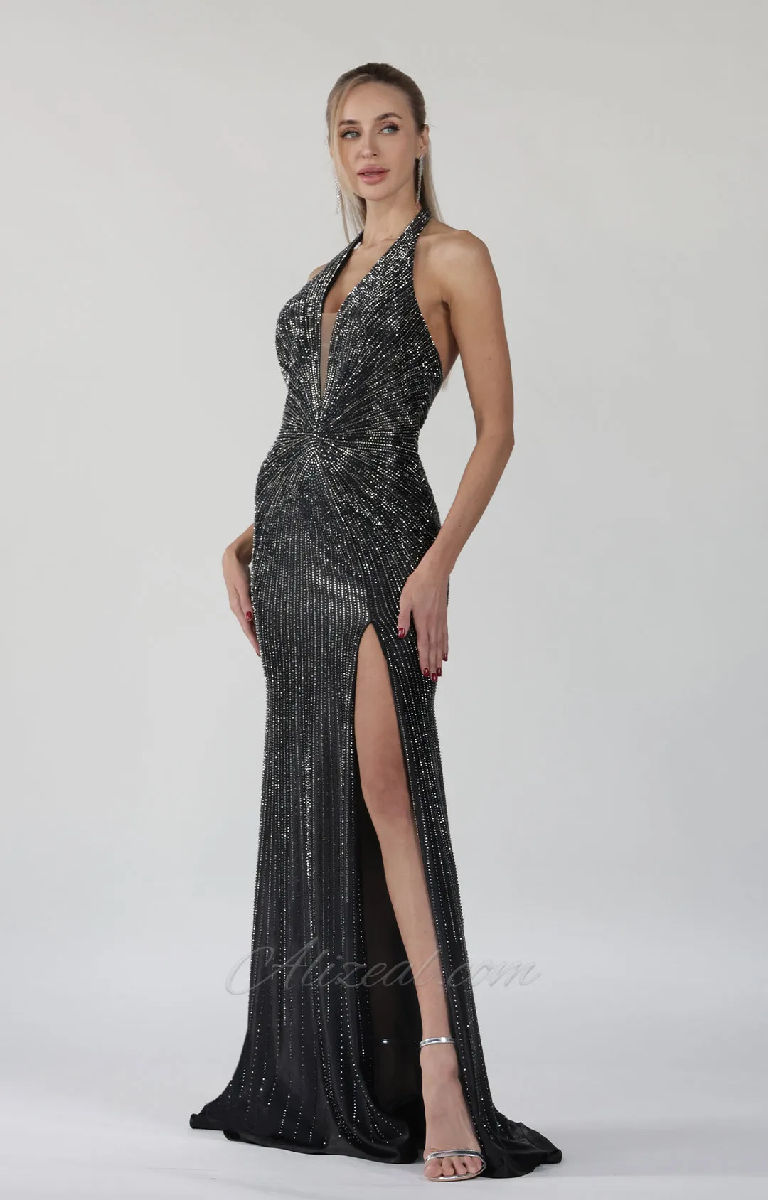 Halter Deep-V Neck Appliqued Line Sence Pleated Mermaid Dresses