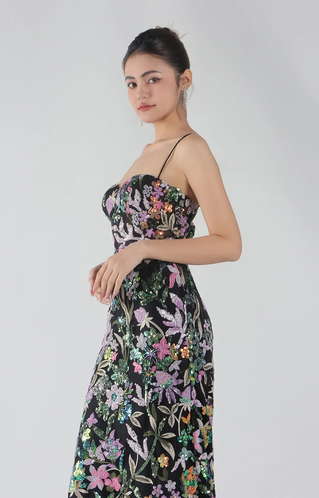 Heart Collar Sequins Spaghetti Straps Open Back Maxi Dress