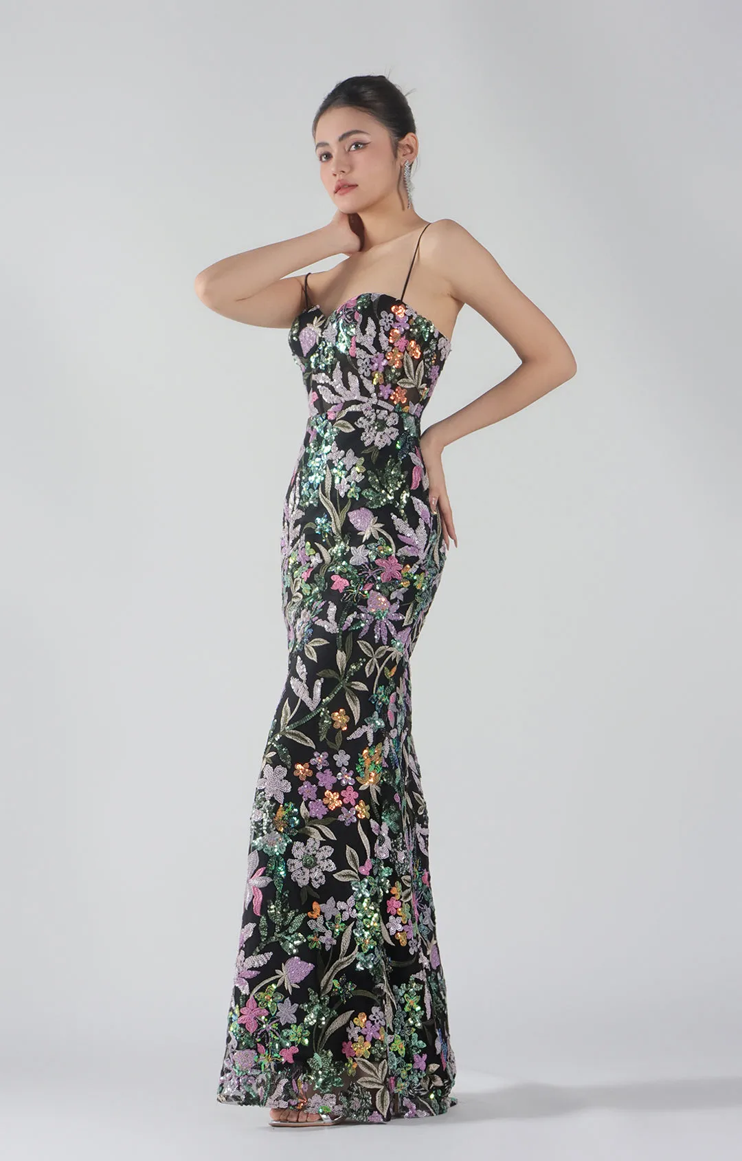 Heart Collar Sequins Spaghetti Straps Open Back Maxi Dress